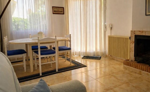 2 soverom Bungalow til salgs i El Montgó, Dénia med svømmebasseng garasje - € 320 000 (Ref: 10155837)