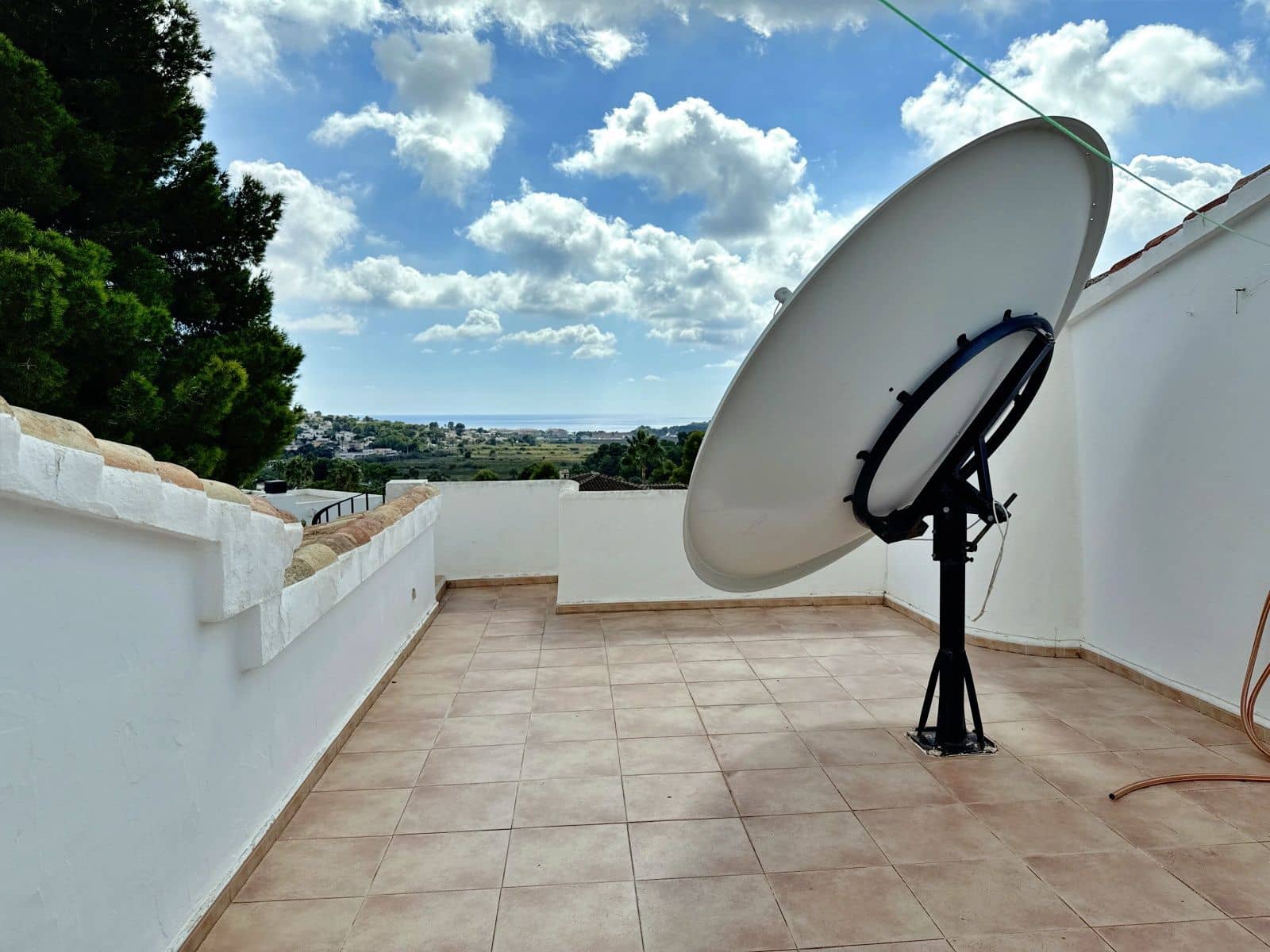 3 bedroom Villa for sale in Moraira with pool garage - € 399,000 (Ref: 10156136)