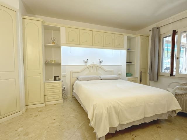 3 slaapkamer Villa te koop in Moraira, Teulada-Moraira met zwembad garage - € 399.000 (Ref: 10156136)