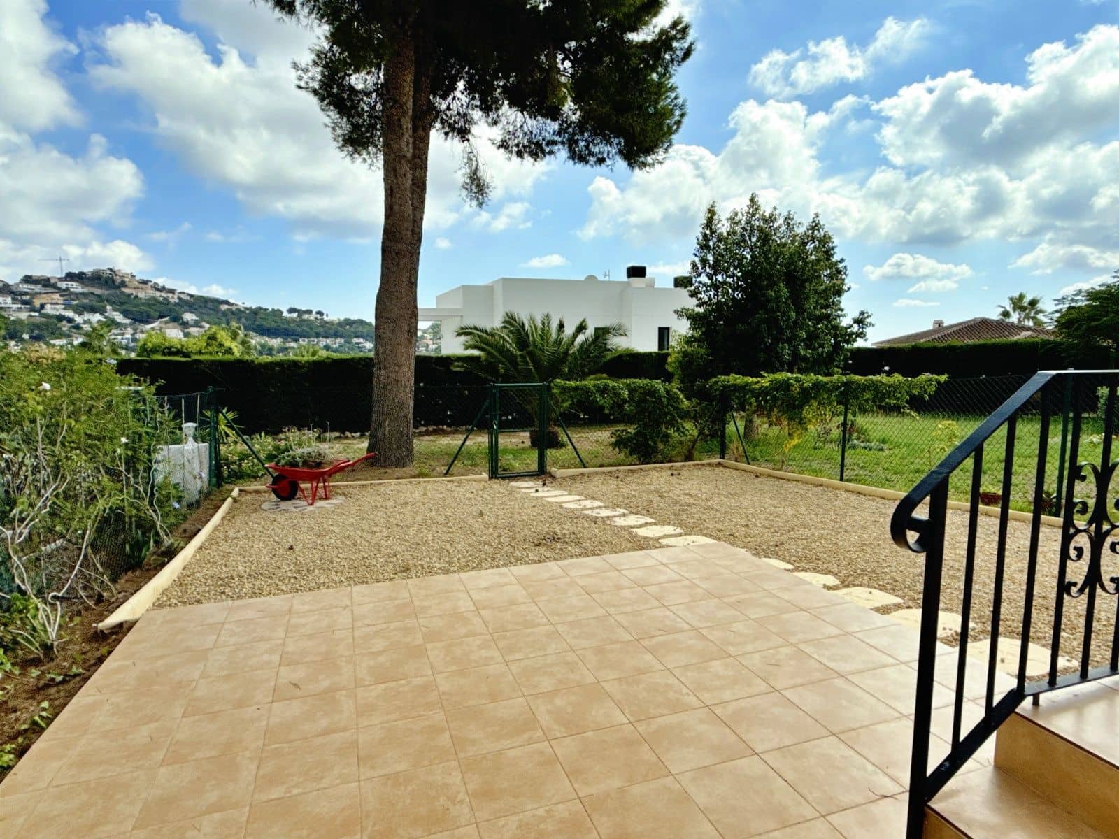 3 bedroom Villa for sale in Moraira with pool garage - € 399,000 (Ref: 10156136)