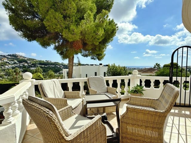 3 slaapkamer Villa te koop in Moraira, Teulada-Moraira met zwembad garage - € 399.000 (Ref: 10156136)