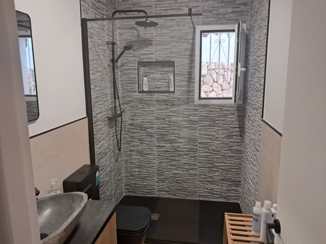 2 sovrum Villa att hyra i La Nucia med pool garage - 1 800 € (Ref: 10156771)