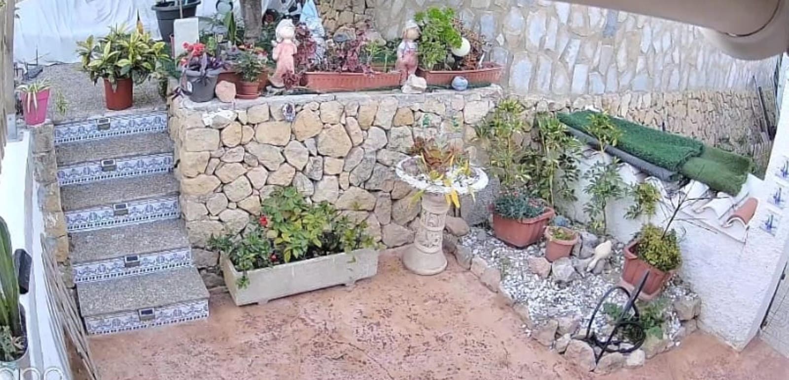 2 bedroom Villa for rent in La Nucia with pool garage - € 1,800 (Ref: 10156771)