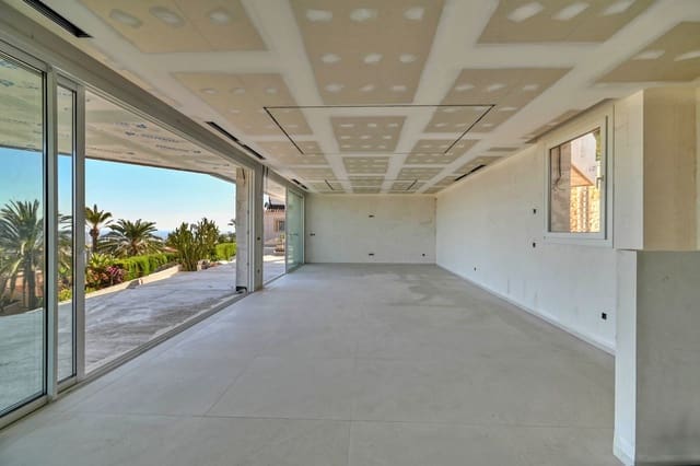 4 soverom Villa til salgs i Calpe / Calp med svømmebasseng garasje - € 2 575 000 (Ref: 10158313)