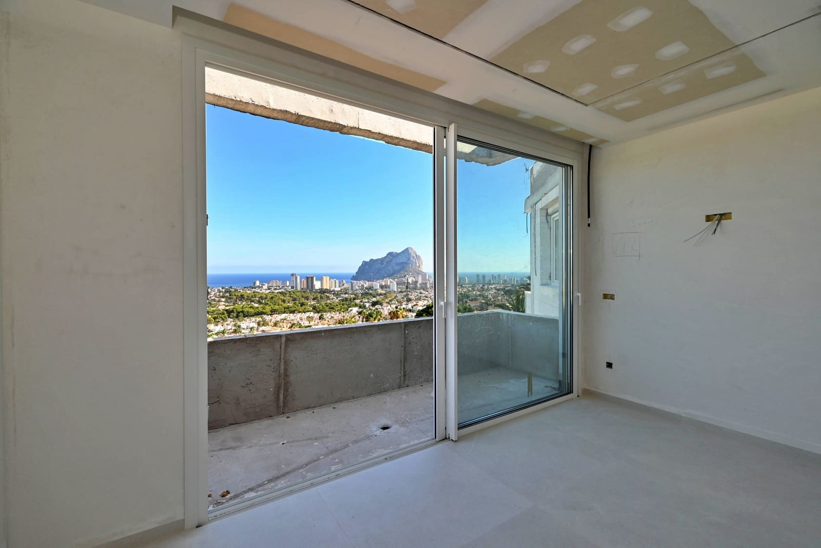 4 soverom Villa til salgs i Calpe / Calp med svømmebasseng garasje - € 2 575 000 (Ref: 10158313)