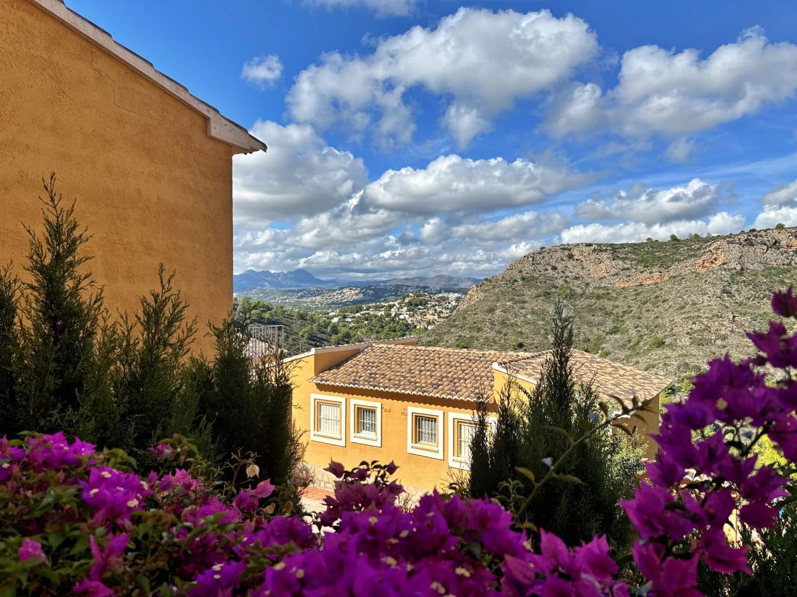 2 slaapkamer Appartement te koop in Cumbre del Sol met zwembad - € 220.000 (Ref: 10159920)