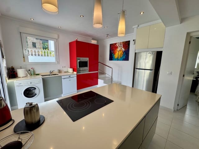 3 soverom Villa til salgs i Javea / Xàbia med svømmebasseng garasje - € 599 000 (Ref: 10163603)