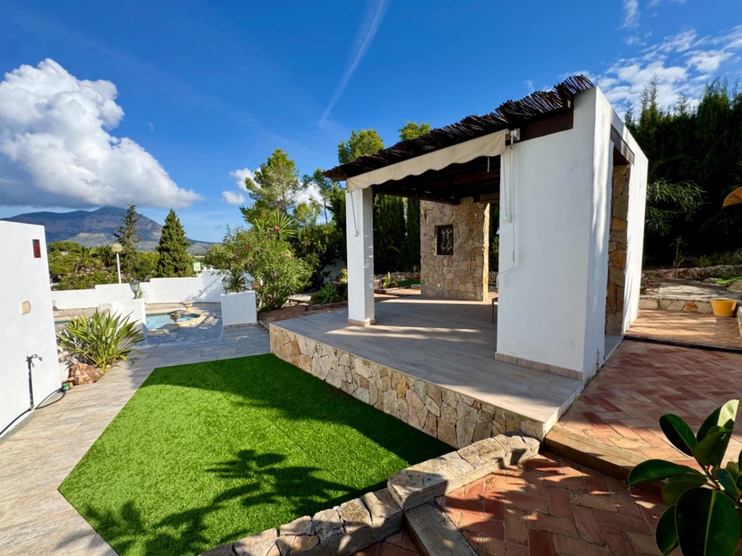 3 soverom Villa til salgs i Javea / Xabia med svømmebasseng garasje - € 599 000 (Ref: 10163603)