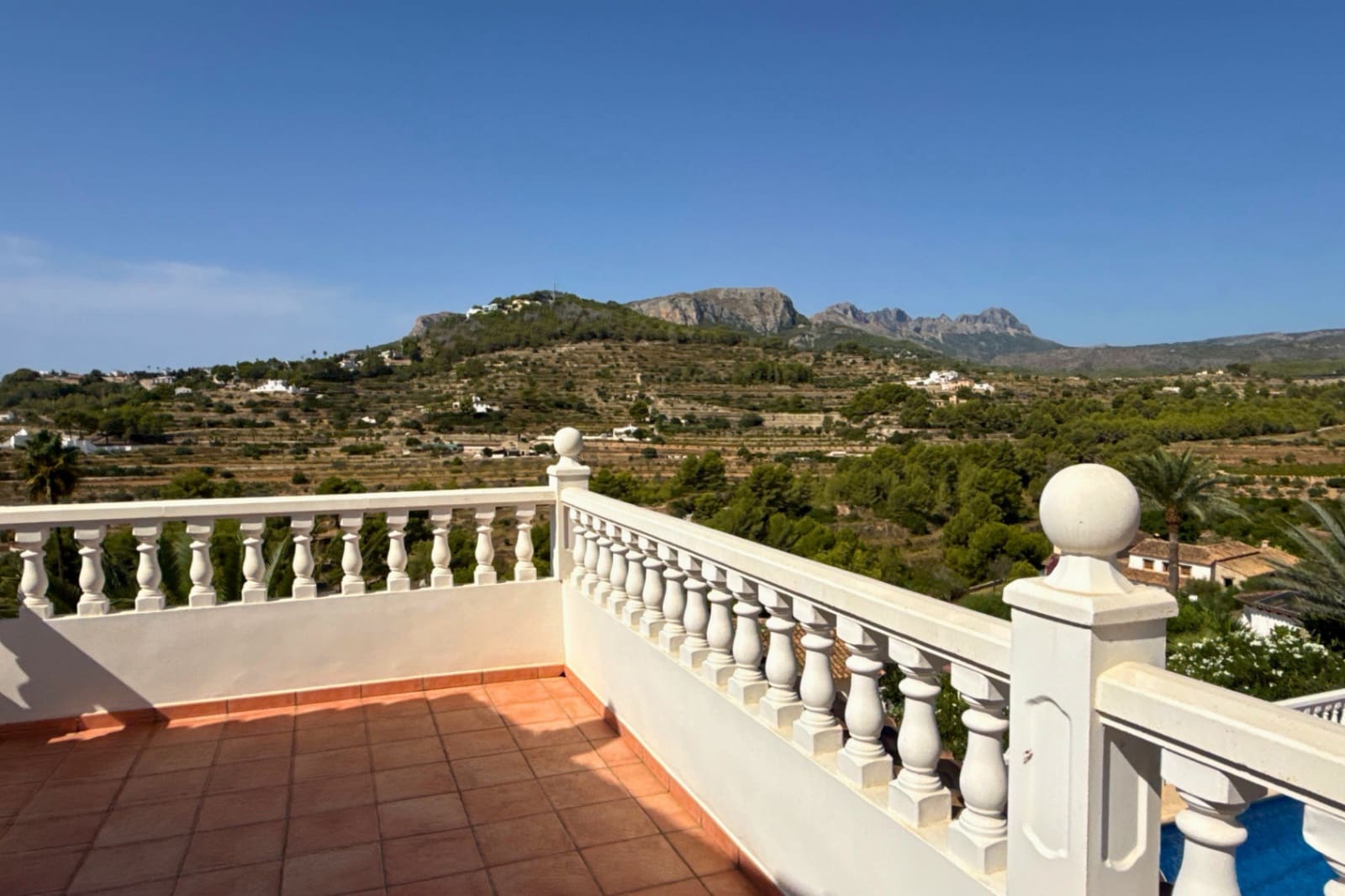 4 slaapkamer Villa te koop in Calpe / Calp met zwembad garage - € 995.000 (Ref: 10165404)