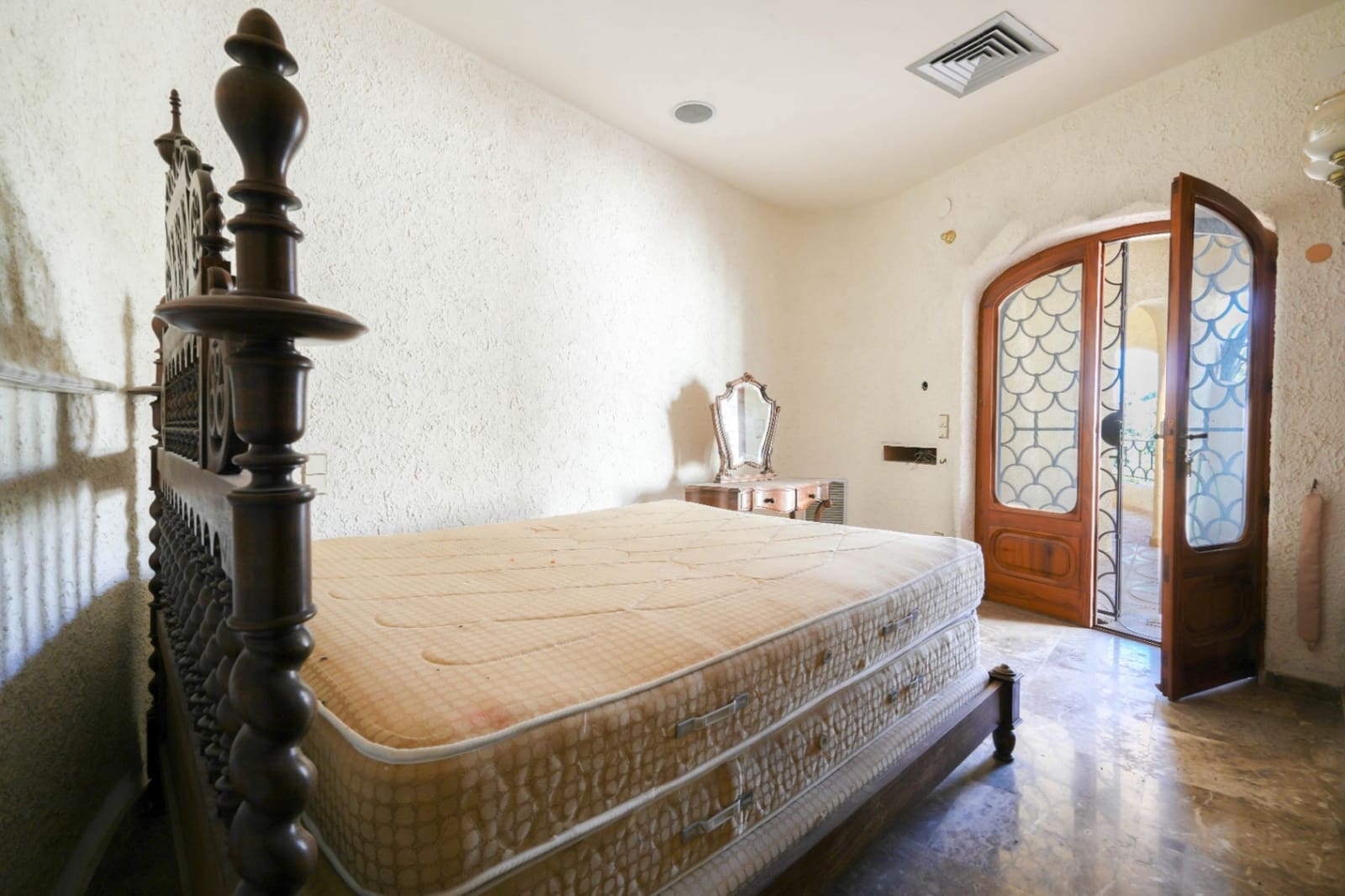 5 soveværelse Villa til salg i Moraira med swimmingpool garage - € 1.890.000 (Ref: 10170175)