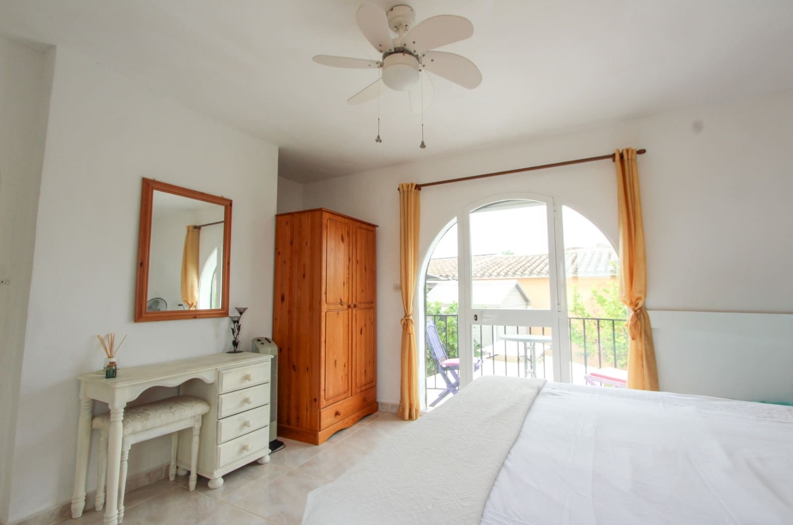 6 slaapkamer Villa te koop in Orba met zwembad garage - € 499.950 (Ref: 10172225)