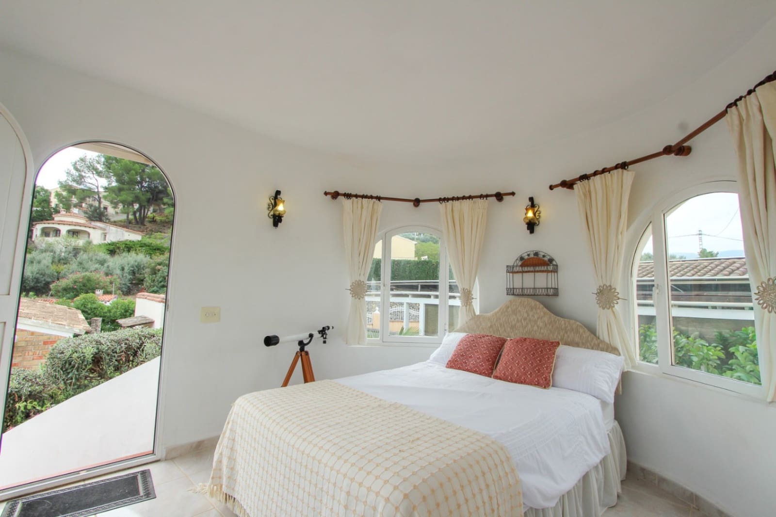 6 slaapkamer Villa te koop in Orba met zwembad garage - € 499.950 (Ref: 10172225)