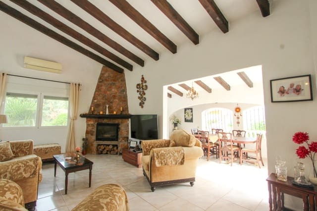 6 slaapkamer Villa te koop in Orba met zwembad garage - € 499.950 (Ref: 10172225)