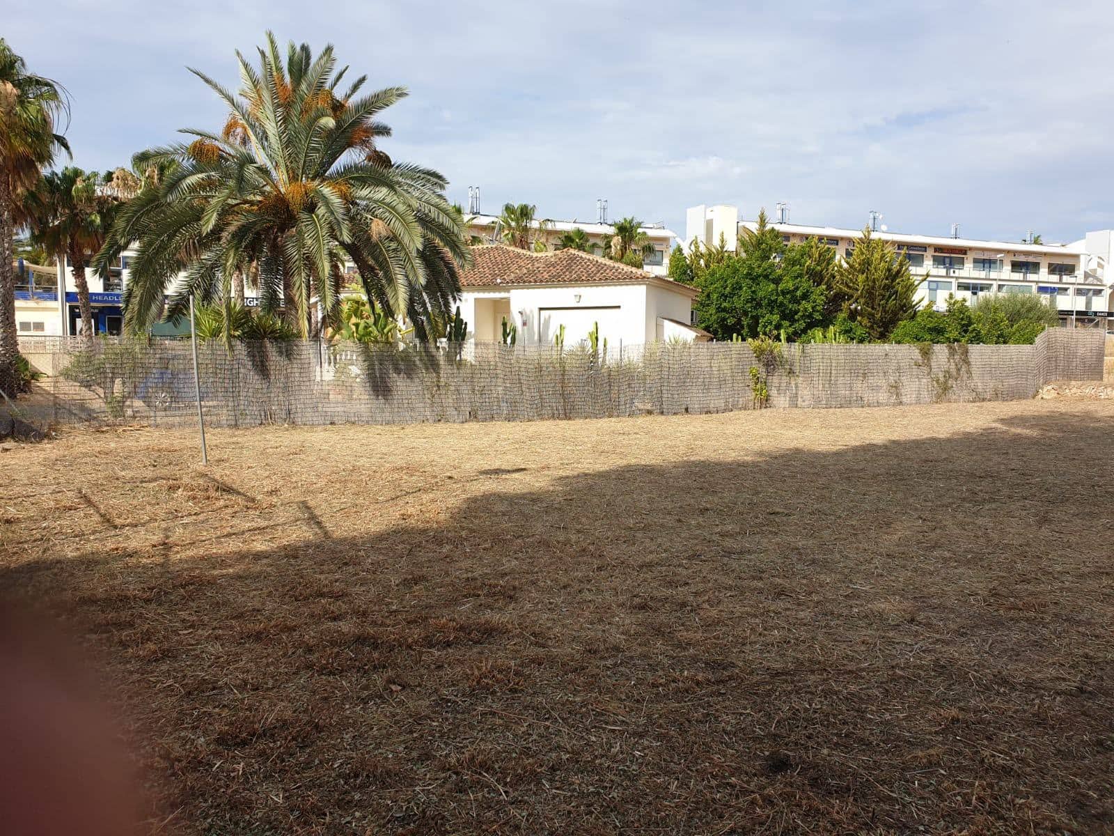 Byggetomt til salgs i Alfaz del Pi / L'Alfas del Pi - € 320 000 (Ref: 10183841)