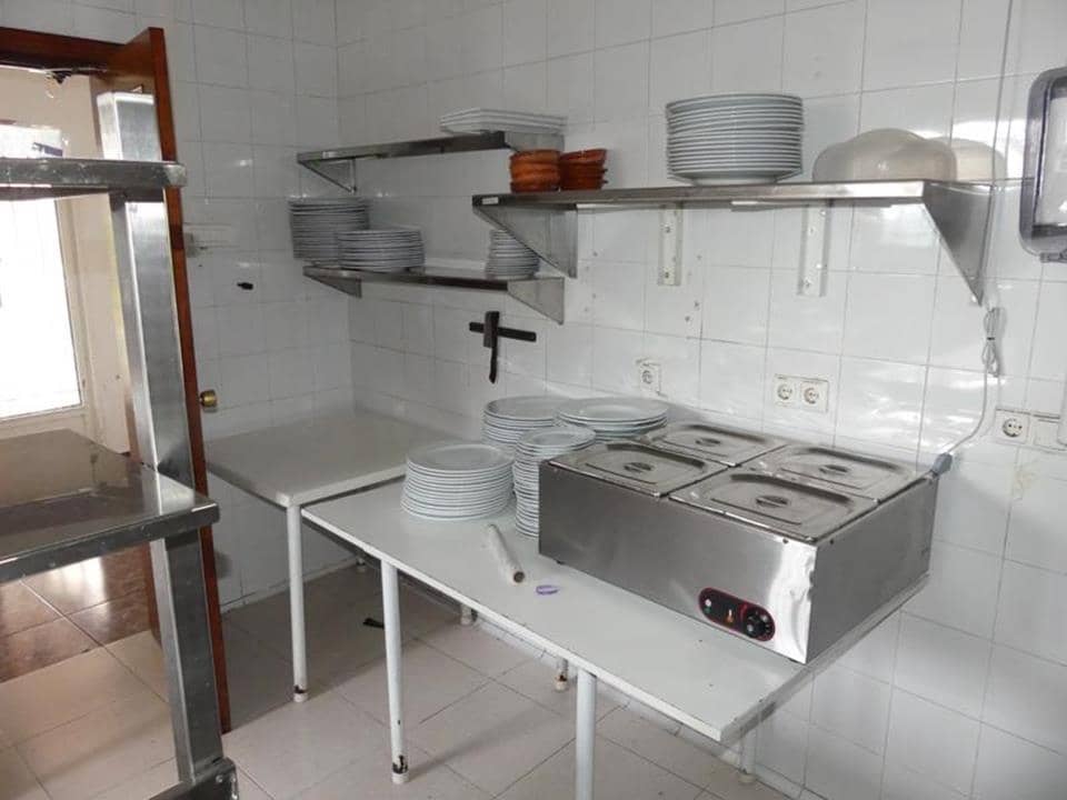 4 soveværelse Restaurant/Bar til salg i Orba - € 500.000 (Ref: 4349066)