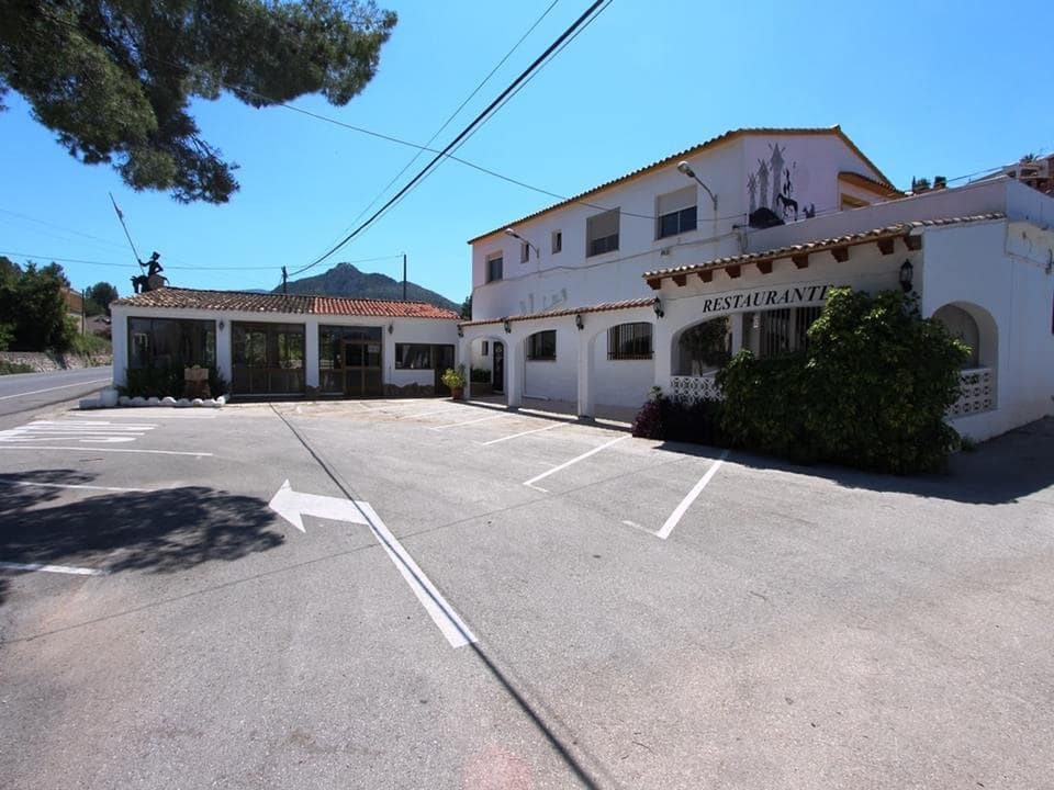 4 soveværelse Restaurant/Bar til salg i Orba - € 500.000 (Ref: 4349066)