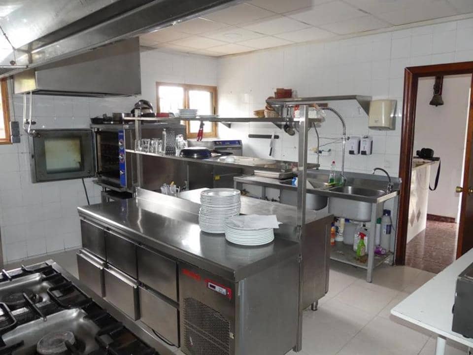 4 soveværelse Restaurant/Bar til salg i Orba - € 500.000 (Ref: 4349066)