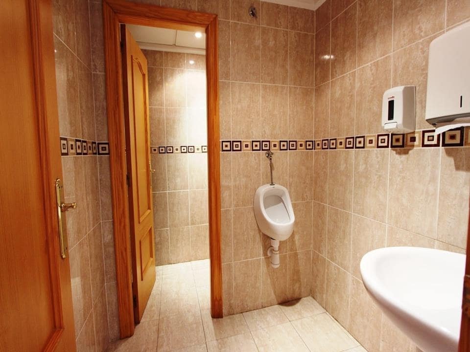 4 soveværelse Restaurant/Bar til salg i Orba - € 500.000 (Ref: 4349066)