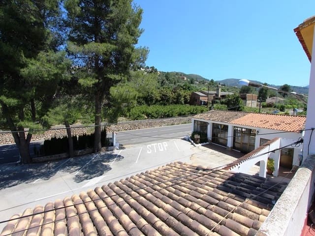 4 bedroom Restaurant/Bar for sale in Orba - € 500,000 (Ref: 4349066)