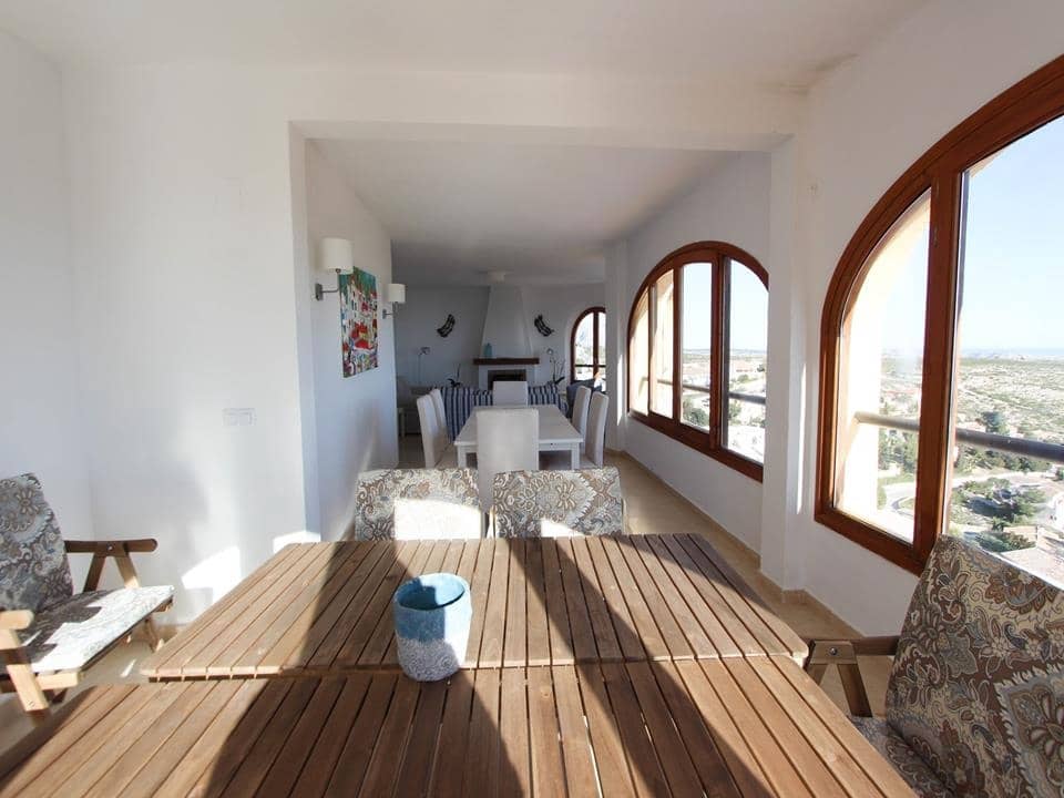 5 quarto Moradia para venda em Cumbre del Sol com piscina garagem - 690 000 € (Ref: 4440464)