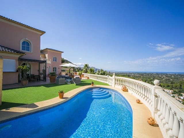 Chalet de 5 habitaciones en La Sella en venta - 1.599.000 € (Ref: 4598294)