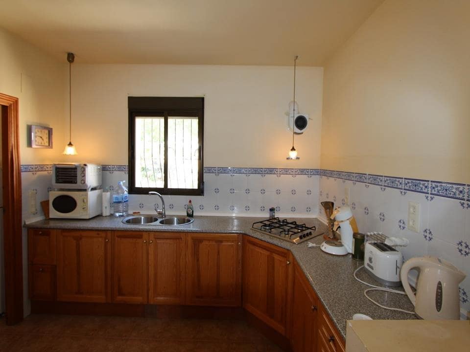 10 bedroom Villa for sale in Jalon / Xalo - € 999,000 (Ref: 4737711)