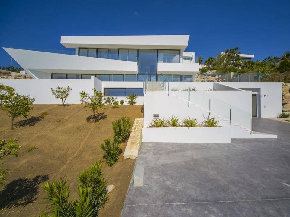 4 bedroom Villa for sale in Benissa with pool garage - € 2,900,000 (Ref: 6040961)