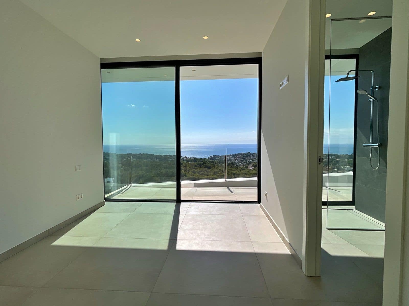 4 bedroom Villa for sale in Benissa with pool garage - € 2,900,000 (Ref: 6040961)