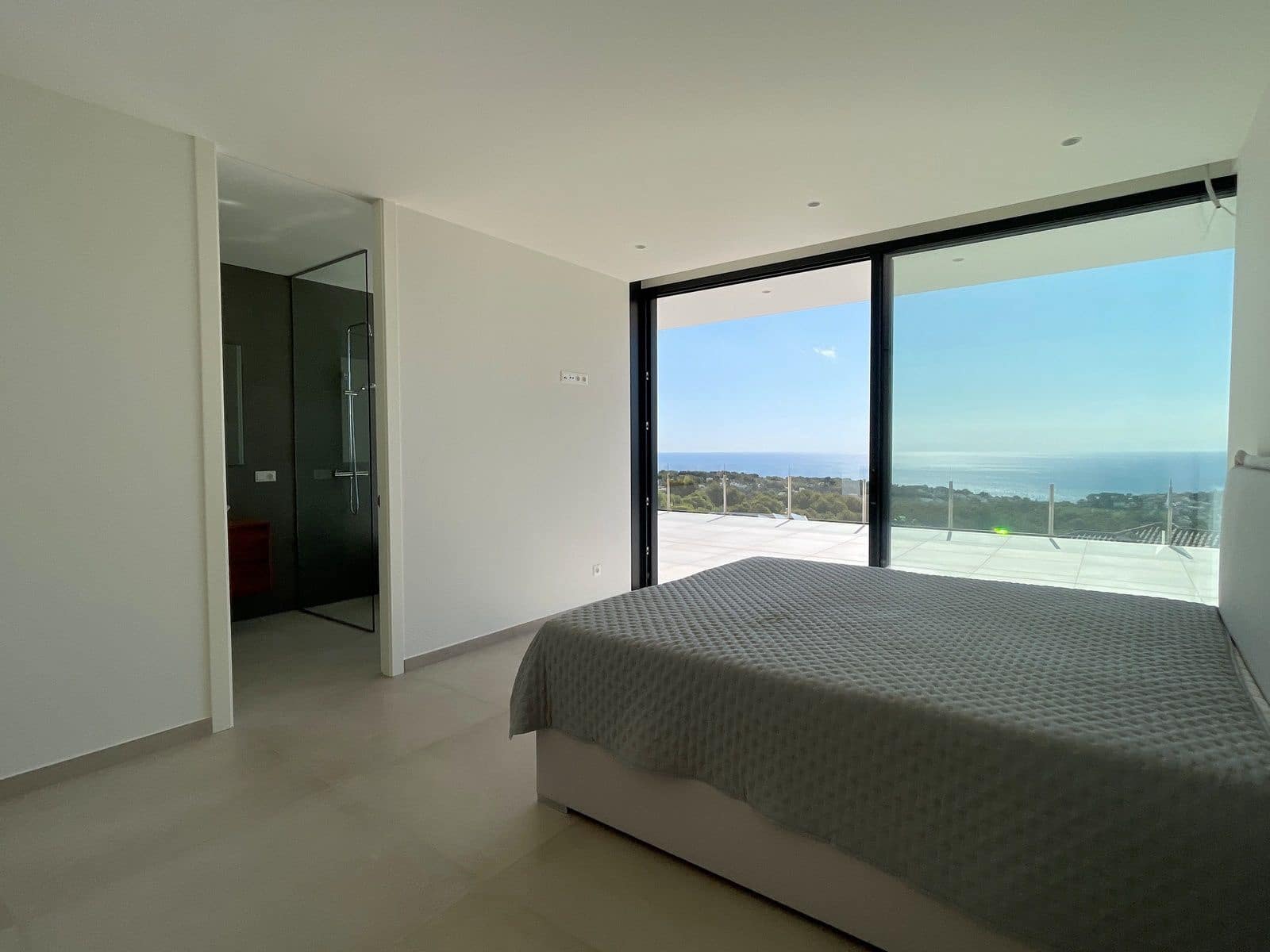 4 bedroom Villa for sale in Benissa with pool garage - € 2,900,000 (Ref: 6040961)