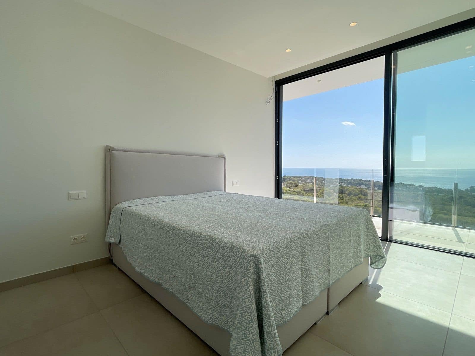 4 bedroom Villa for sale in Benissa with pool garage - € 2,900,000 (Ref: 6040961)