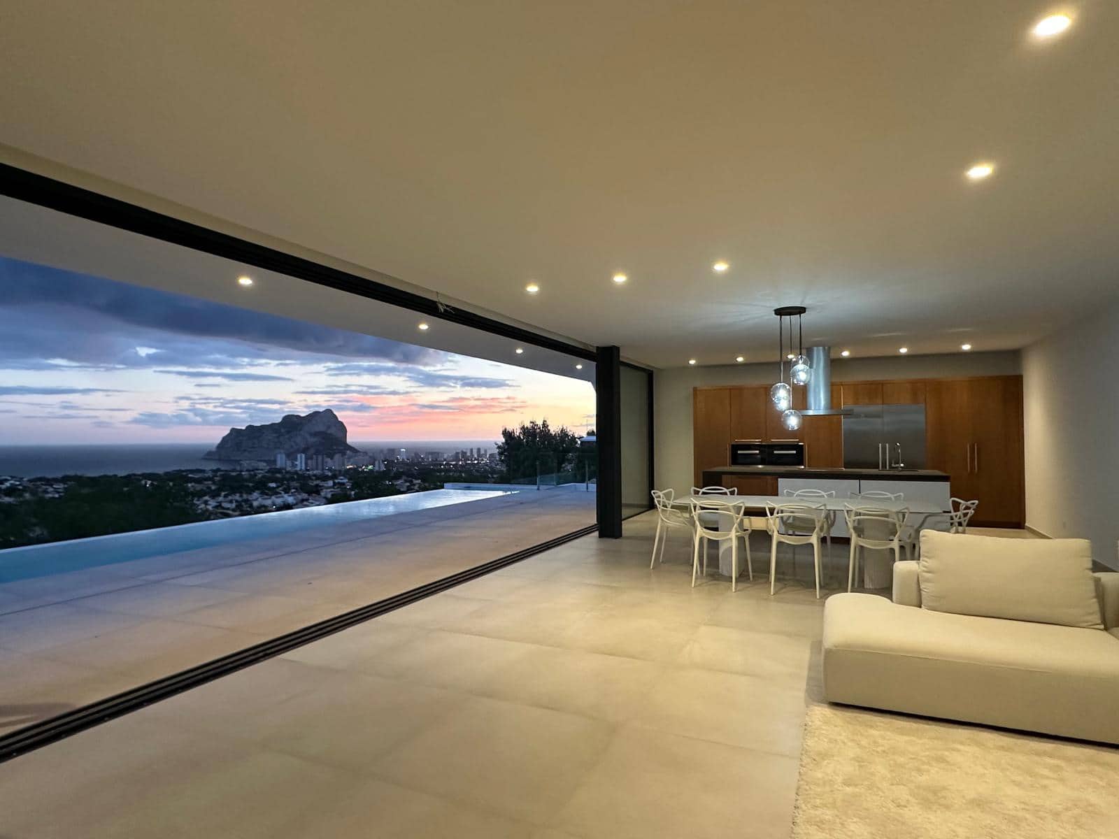 4 bedroom Villa for sale in Benissa with pool garage - € 2,900,000 (Ref: 6040961)
