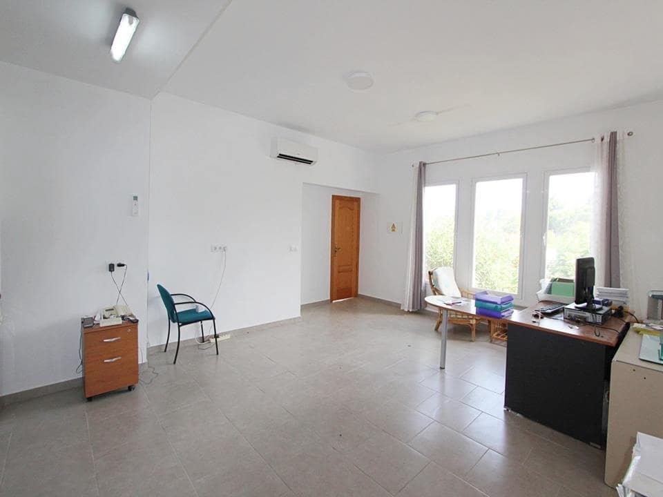 9 soverom Villa til salgs i Moraira med svømmebasseng garasje - € 674 900 (Ref: 6295104)