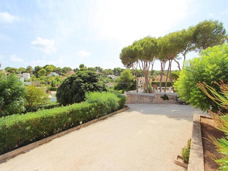 9 soverom Villa til salgs i Moraira med svømmebasseng garasje - € 674 900 (Ref: 6295104)