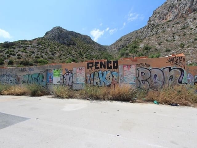 Commercial for sale in Teulada Pueblo, Teulada-Moraira - € 64,000 (Ref: 6680685)