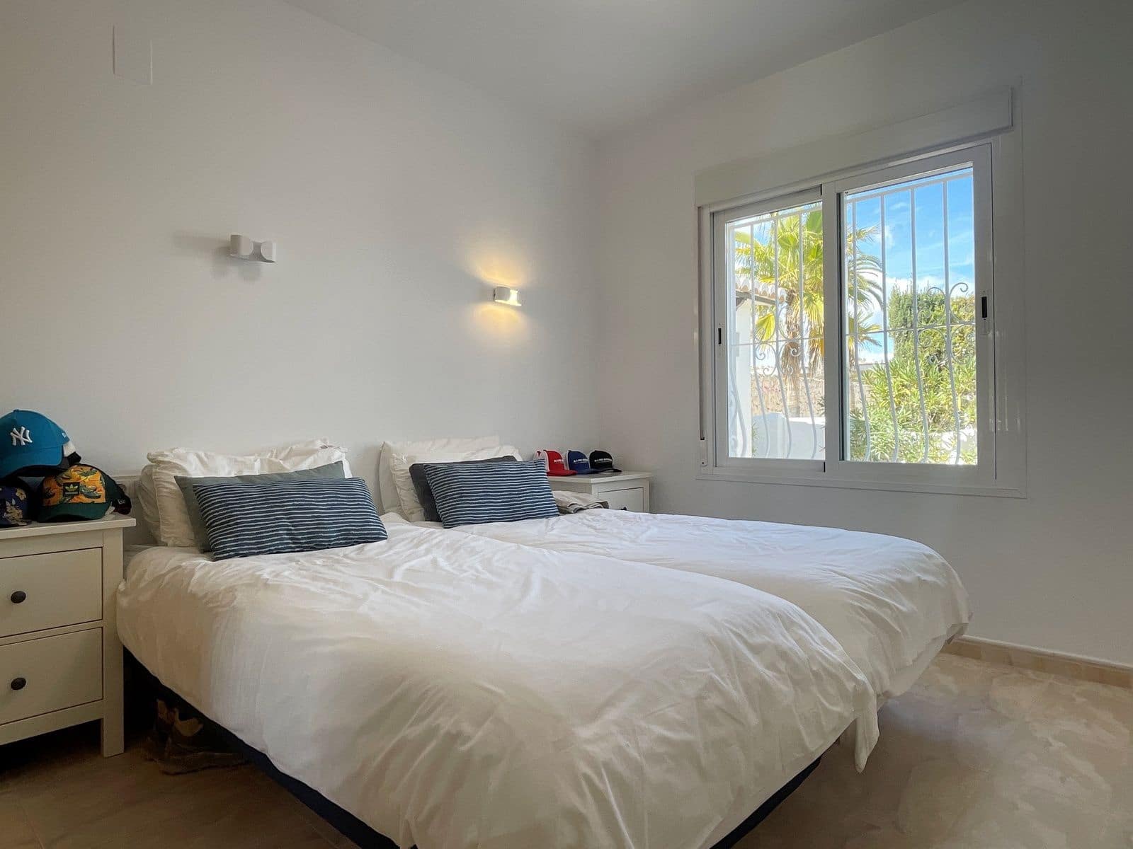 5 soverom Villa til salgs i Cumbre del Sol med svømmebasseng garasje - € 1 375 000 (Ref: 7104314)