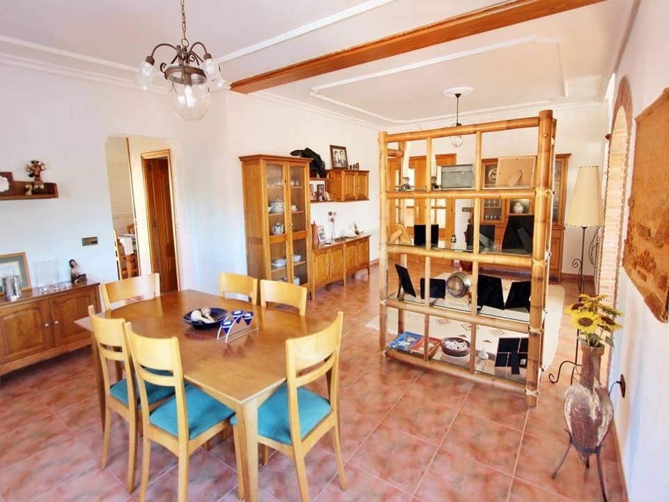 5 Zimmer Villa zu verkaufen in Calpe / Calp mit Pool Garage - 720.000 € (Ref: 7323430)