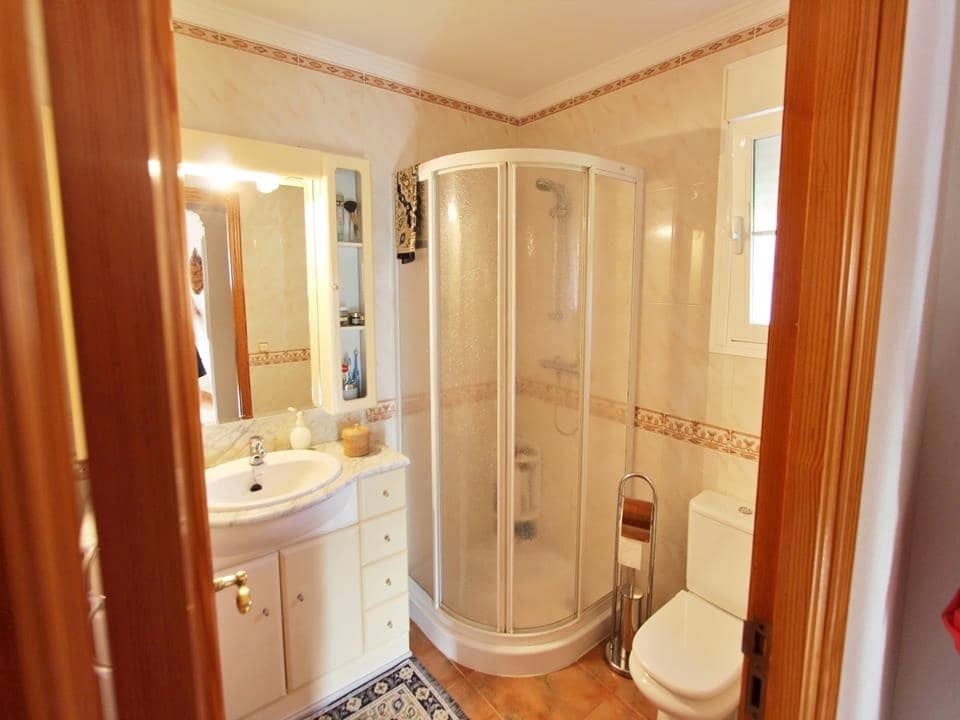 5 Zimmer Villa zu verkaufen in Calpe / Calp mit Pool Garage - 720.000 € (Ref: 7323430)