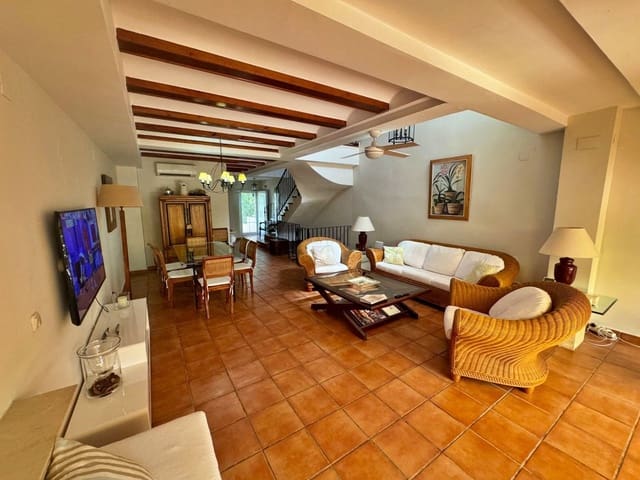 3 sypialnia Willa do wynajęcia w Javea / Xàbia z basenem garażem - 1 500 € (Ref: 7692304)