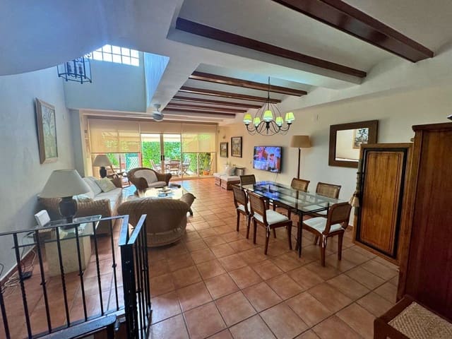 3 sypialnia Willa do wynajęcia w Javea / Xàbia z basenem garażem - 1 500 € (Ref: 7692304)