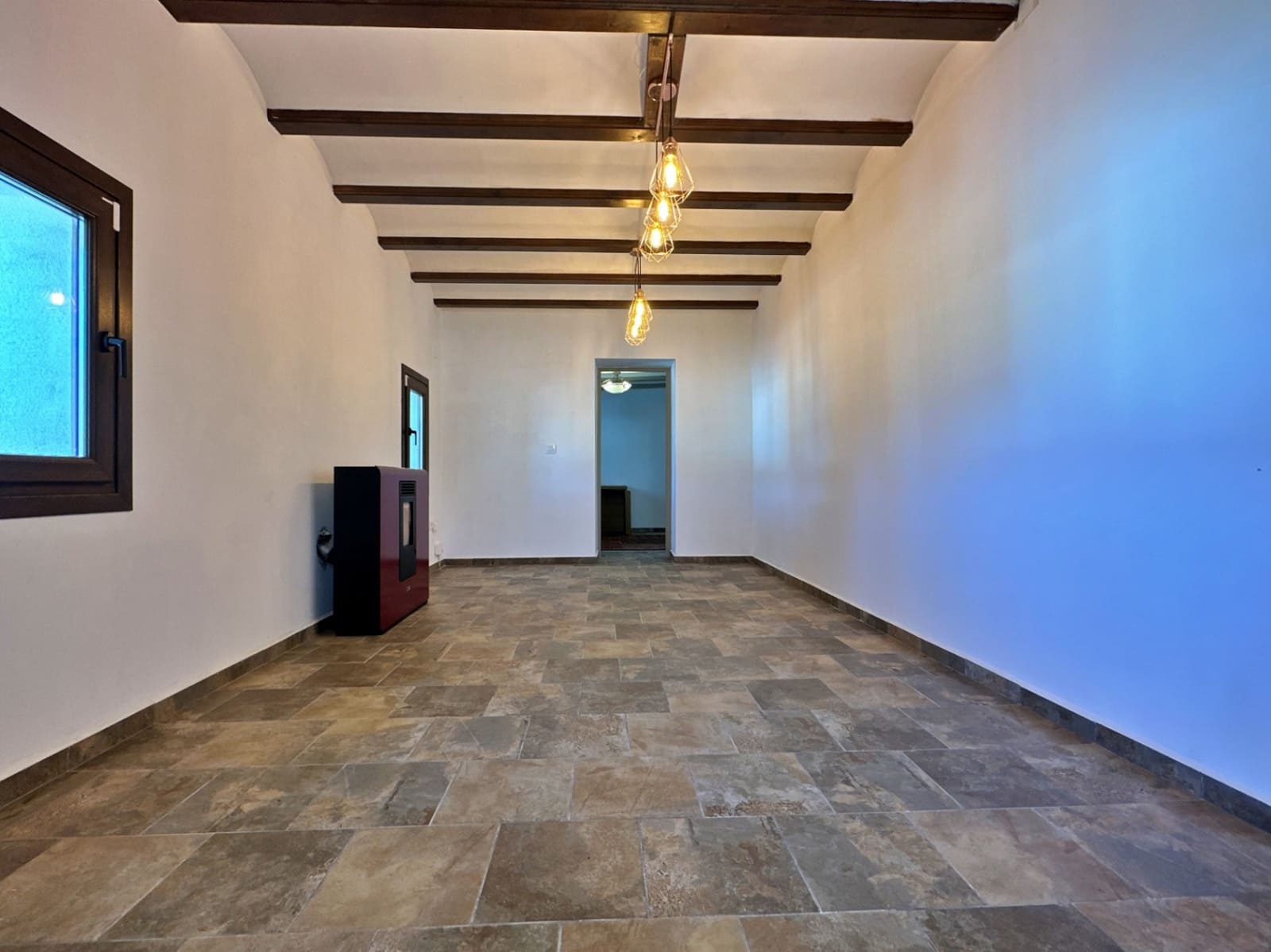 6 bedroom Villa for sale in Moraira - € 595,000 (Ref: 7837196)