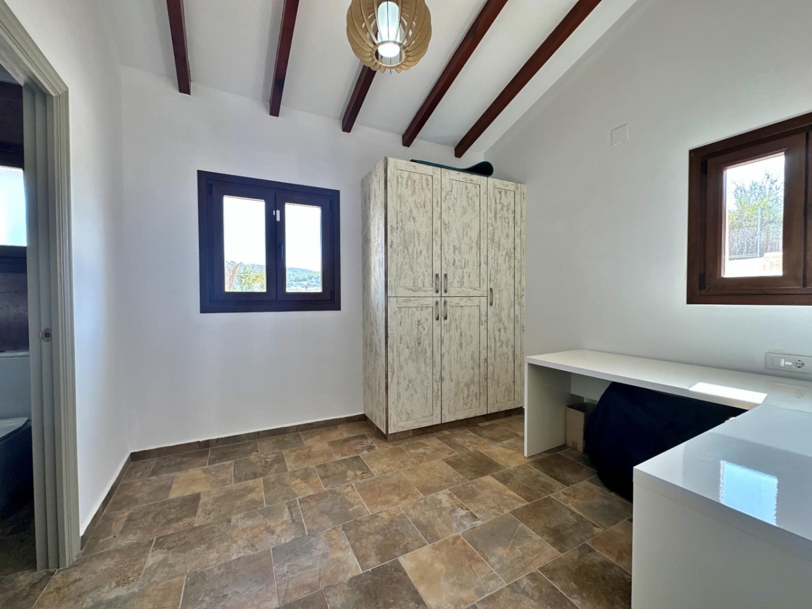 6 bedroom Villa for sale in Moraira - € 595,000 (Ref: 7837196)