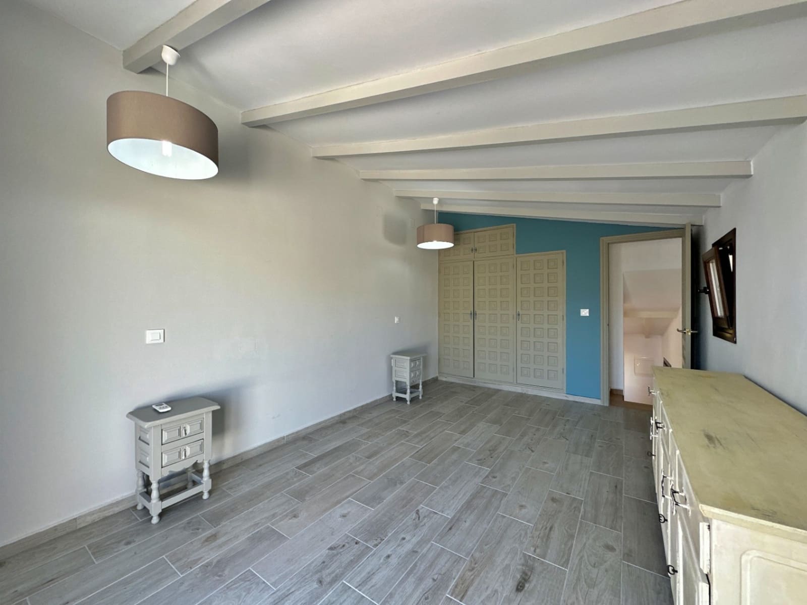 6 bedroom Villa for sale in Moraira - € 595,000 (Ref: 7837196)