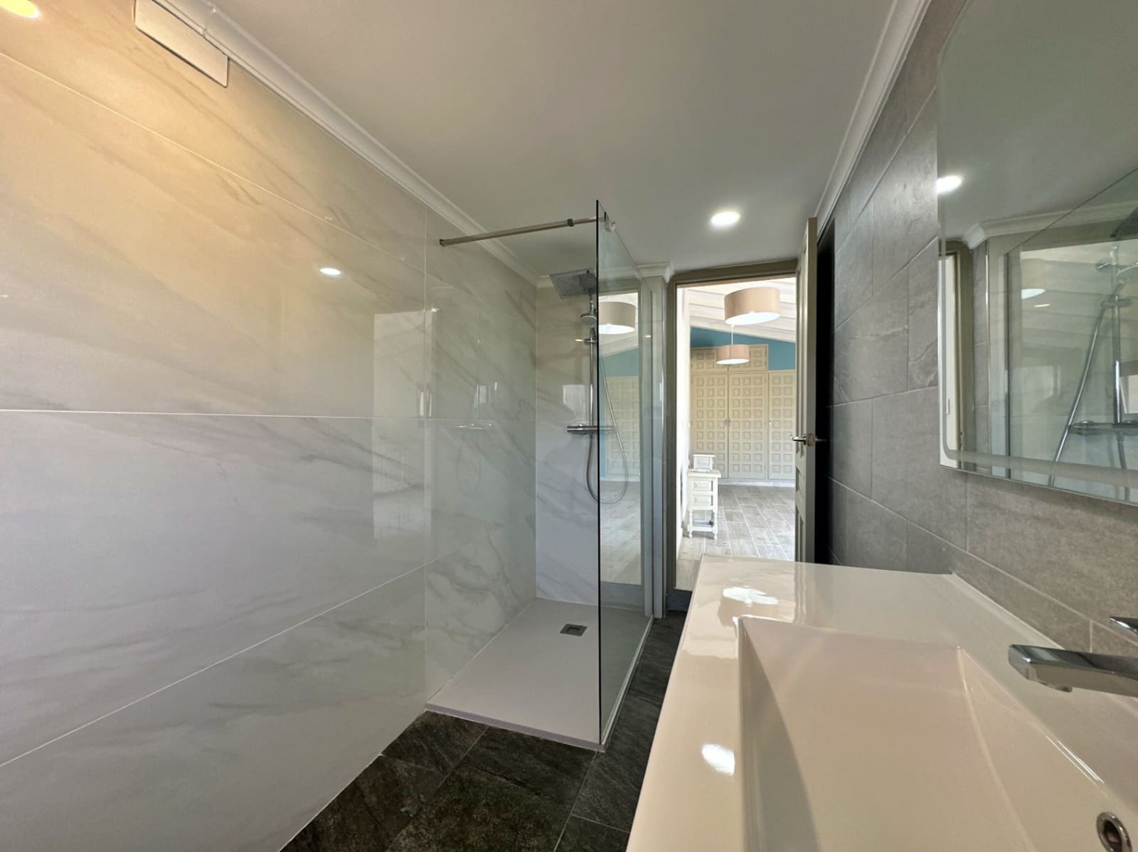 6 bedroom Villa for sale in Moraira - € 595,000 (Ref: 7837196)