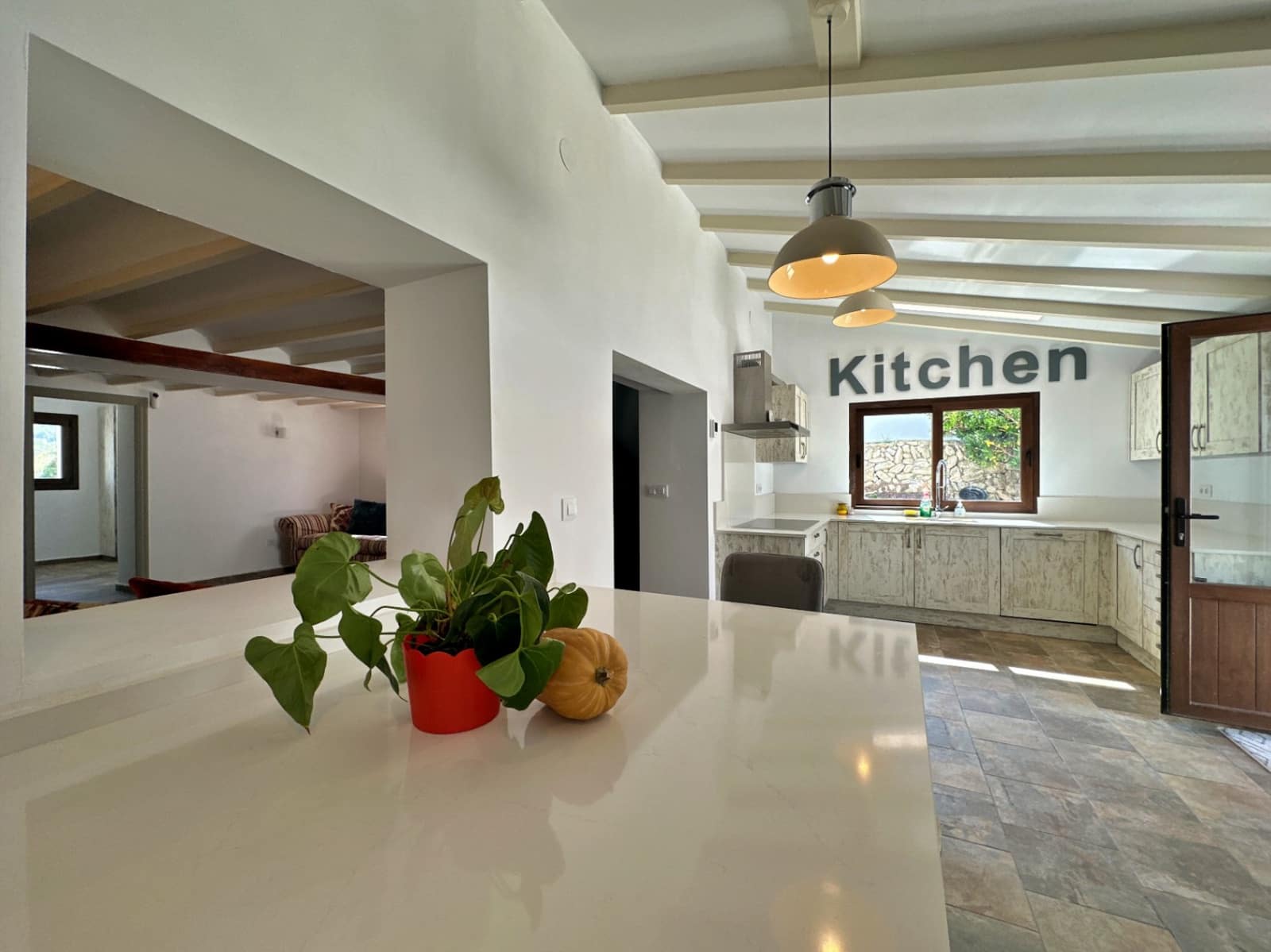 6 bedroom Villa for sale in Moraira - € 595,000 (Ref: 7837196)