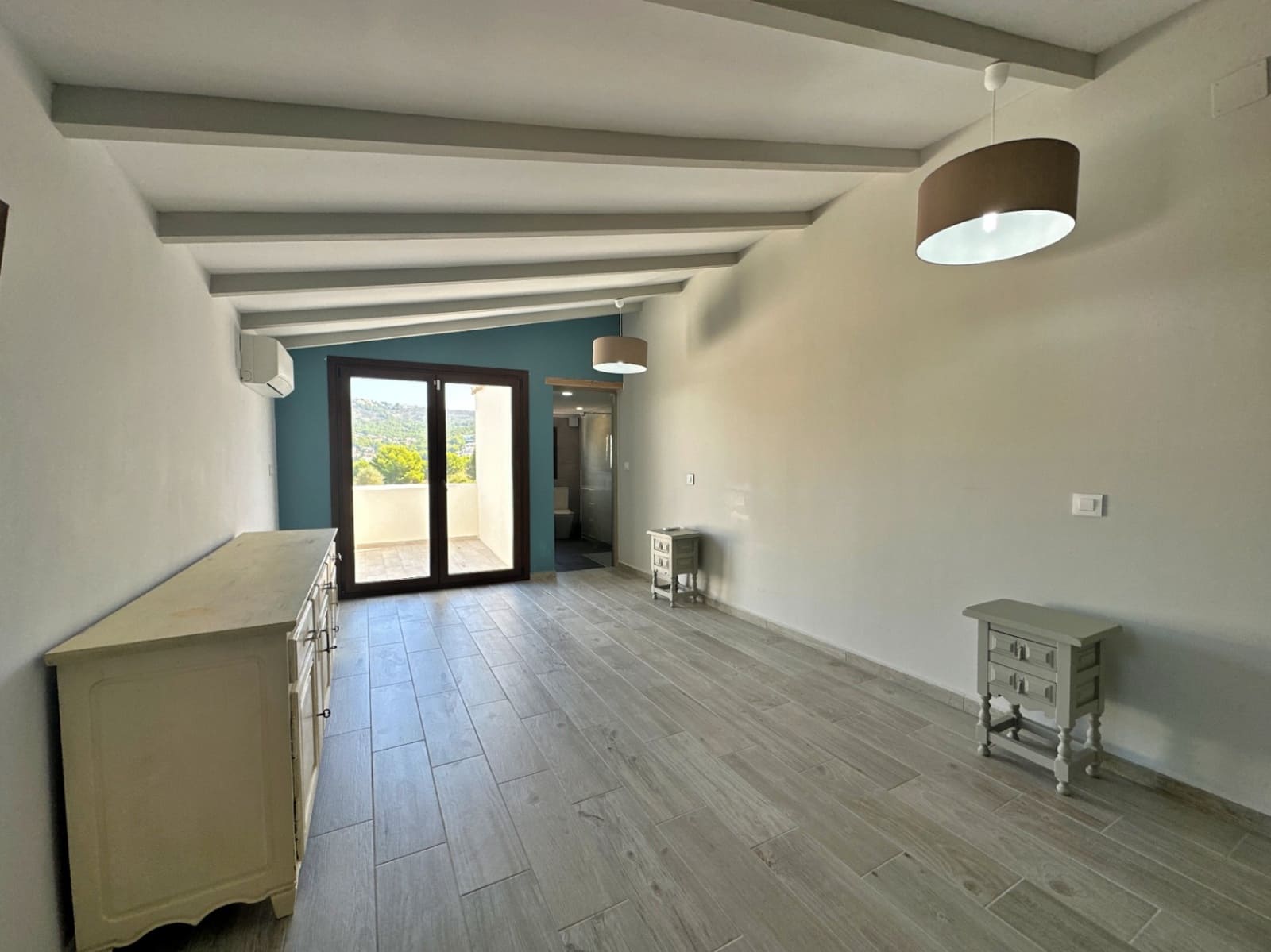 6 bedroom Villa for sale in Moraira - € 595,000 (Ref: 7837196)