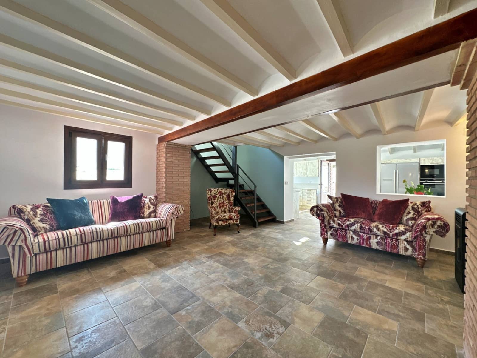 6 bedroom Villa for sale in Moraira - € 595,000 (Ref: 7837196)