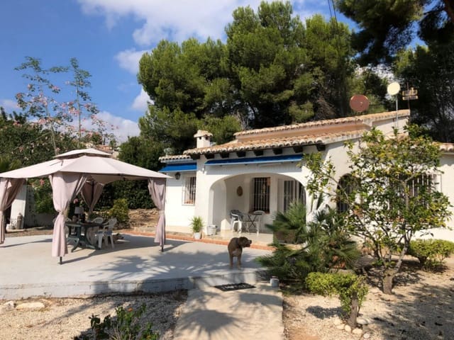 Chalet de 2 habitaciones en Moraira, Teulada-Moraira en venta con garaje - 550.000 € (Ref: 7846414)