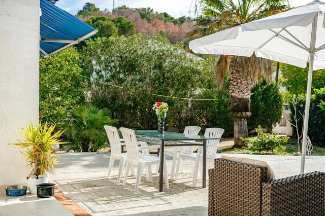 Chalet de 2 habitaciones en Moraira, Teulada-Moraira en venta con garaje - 550.000 € (Ref: 7846414)