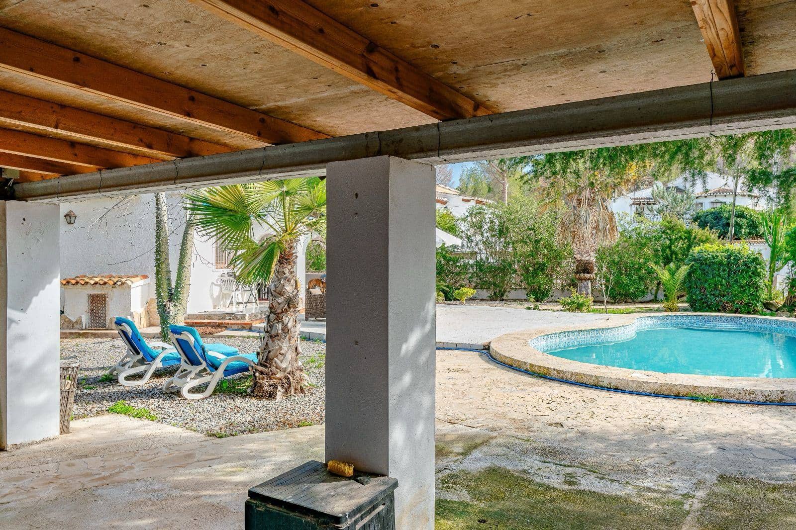 Chalet de 2 habitaciones en Moraira en venta con garaje - 550.000 € (Ref: 7846414)