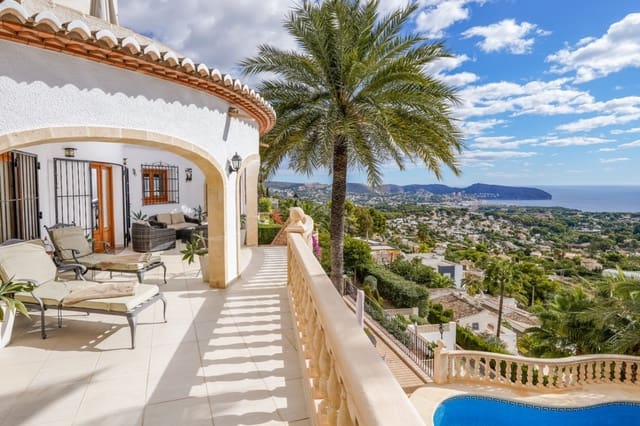 4 quarto Moradia para venda em Moraira, Teulada-Moraira com piscina garagem - 1 275 000 € (Ref: 7875605)